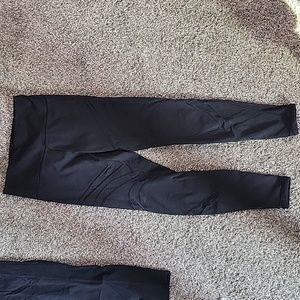 Lululemon black leggings